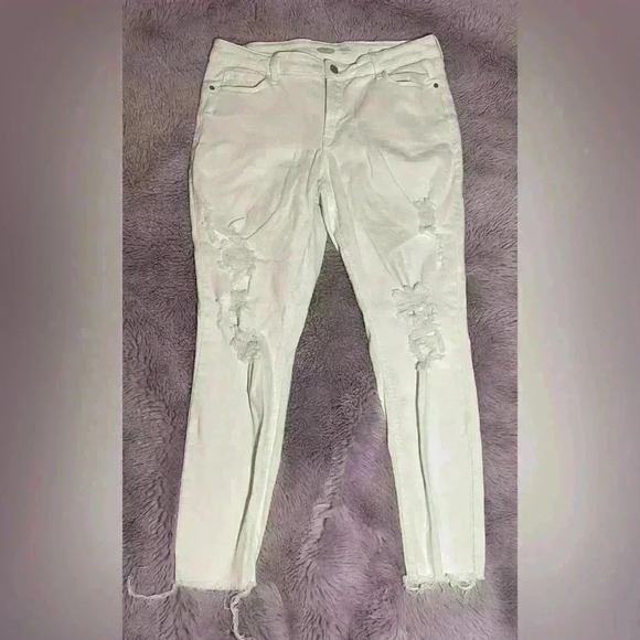 Old Navy Denim - Old Navy 12 White Distressed Jeans